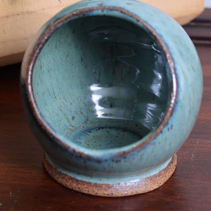 Sawdust and Clay - Wholesale Salt & Pepper Shaker Set - Artisan Ceramic Salt Pigs8