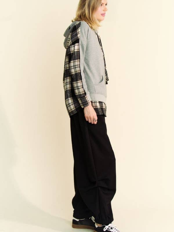 Heather Grey PLAID PIECE BLOCKED FLEECE LINED HOODIE TOP for wholesale on Faire8