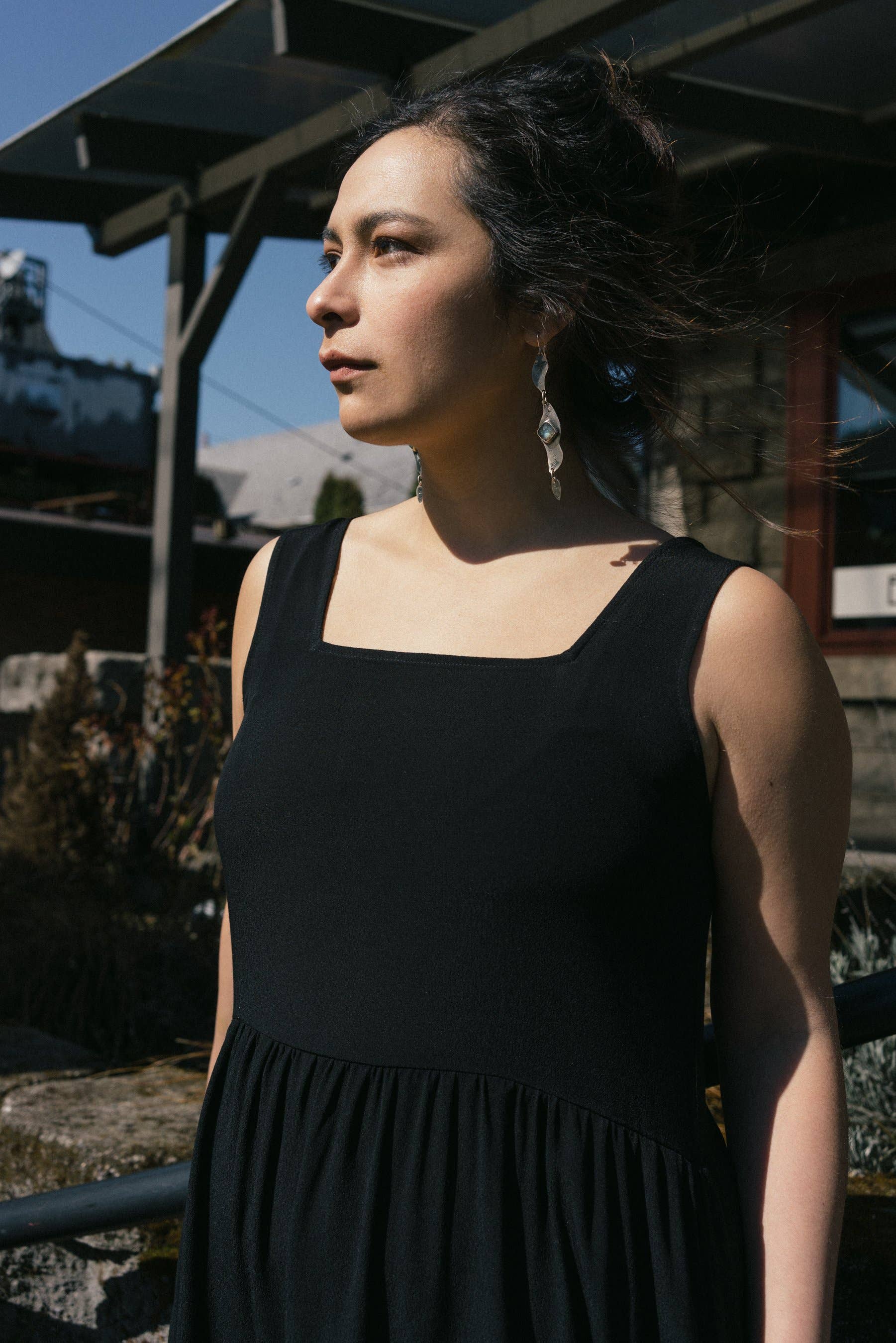 Altar - Wholesale Dress - Women's - Reversible Gwendolyn Dress in Black Crinkle2