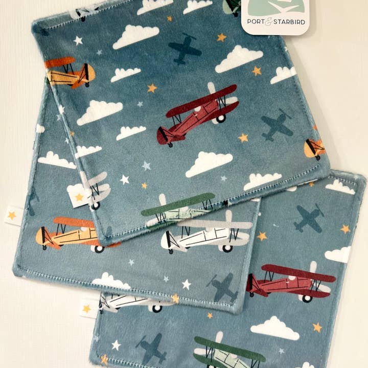 Port & Starbird - Wholesale Crinkle Tag Toy - Baby - Up, Up and Away Minky Crinkle Sensory Toy 4