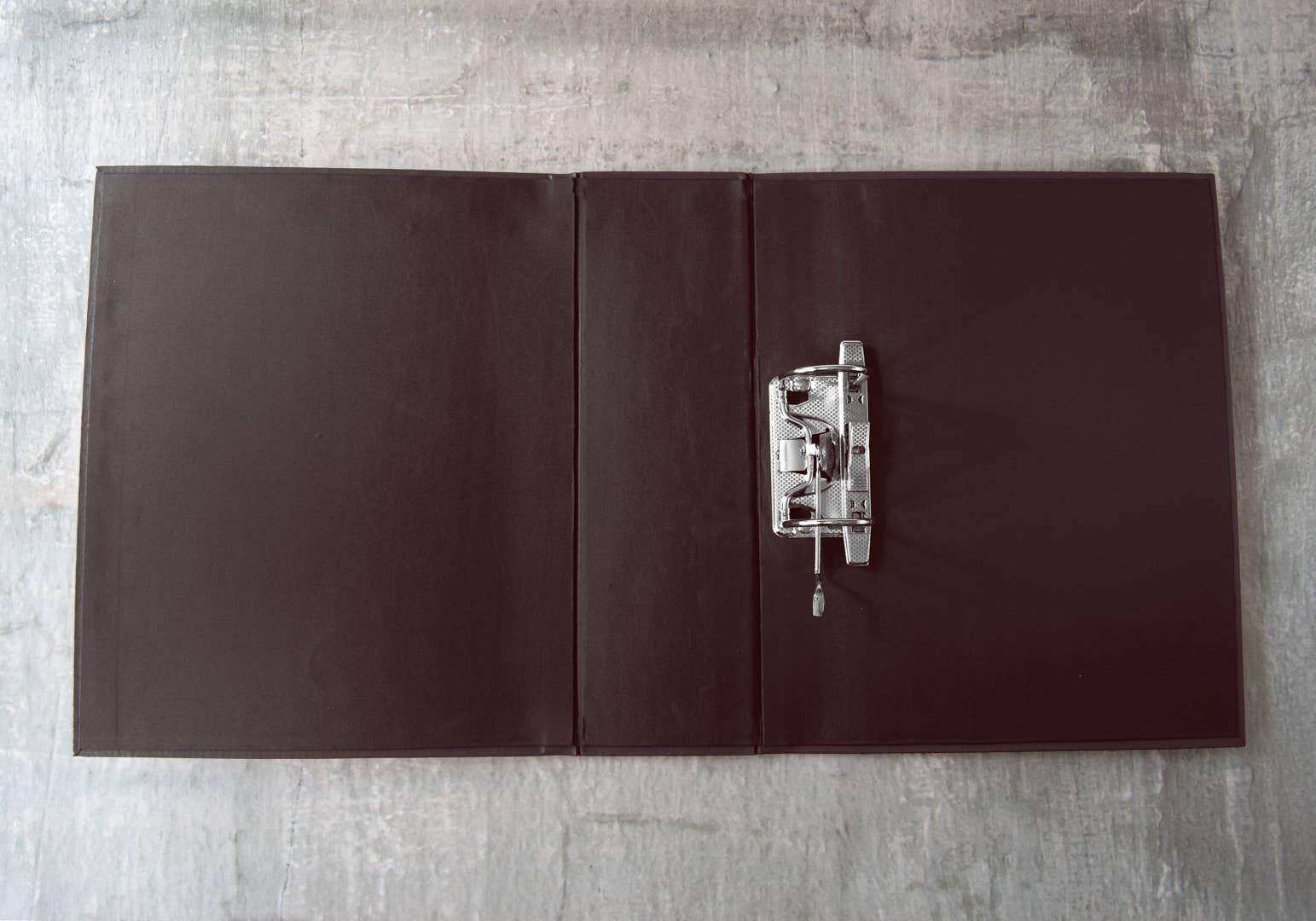 Creatico - Vente Classeurs - Classeur à levier A4 70 mm en cuir Envoy Life Arts6