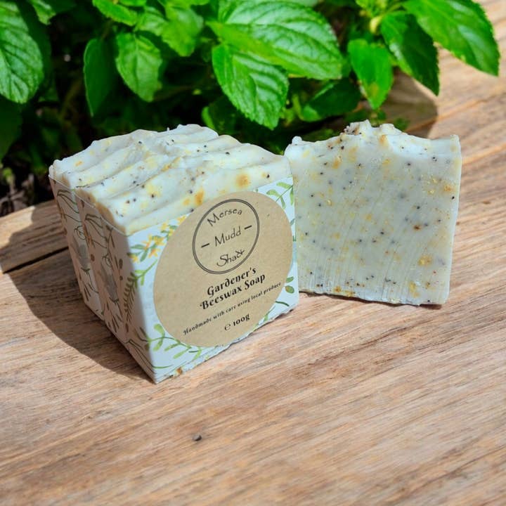 Gardener's Beeswax Soap 100g for wholesale by Mersea Mudd Shack Ltd