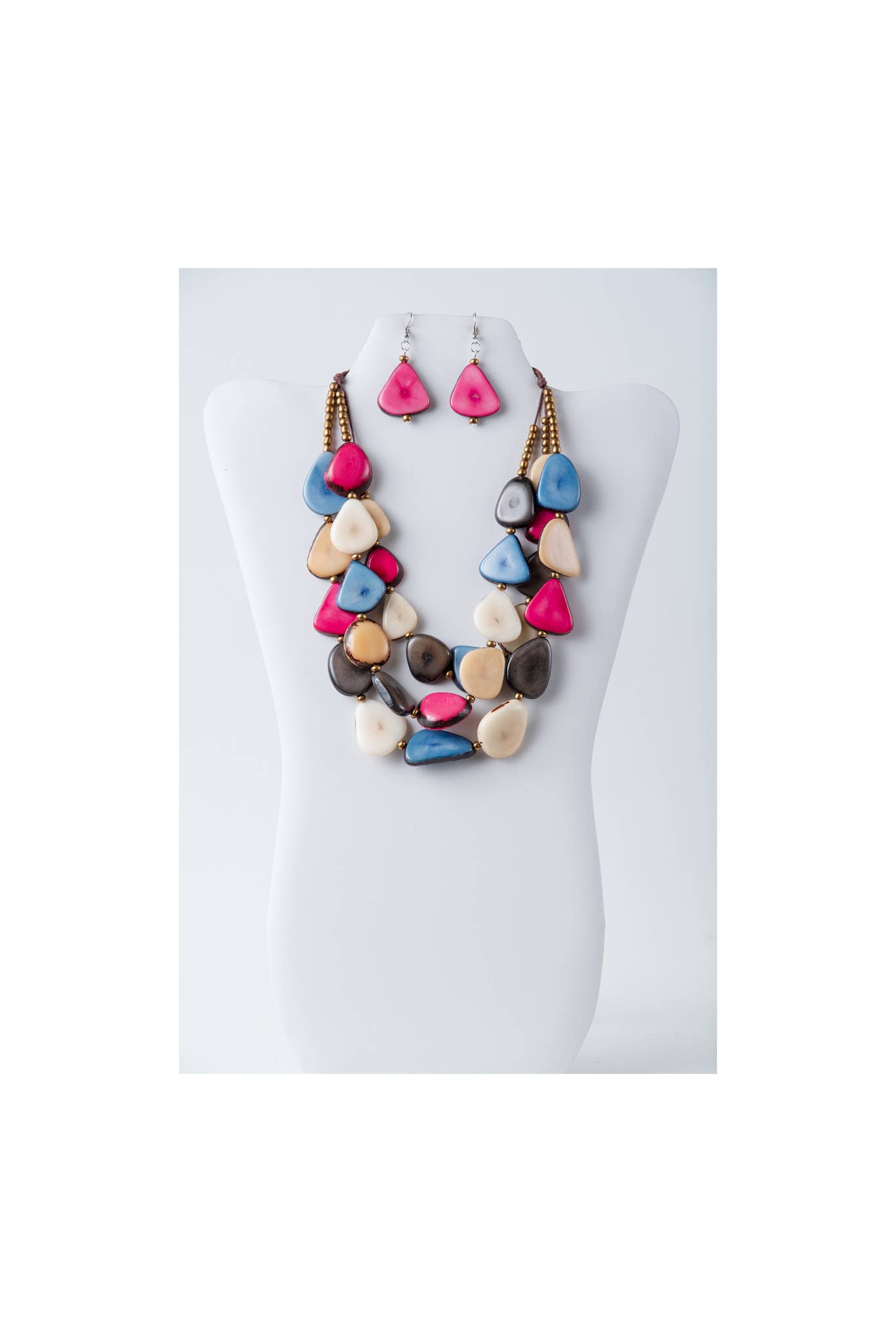 TaguArtsy – wholesale Smycken – Zaley Three Stranded Organic Tagua halsband och örhängen9