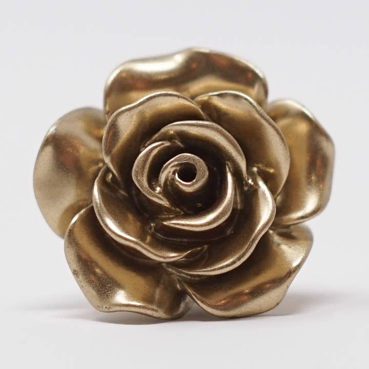 Épinglette dorée pour la vente par DORO