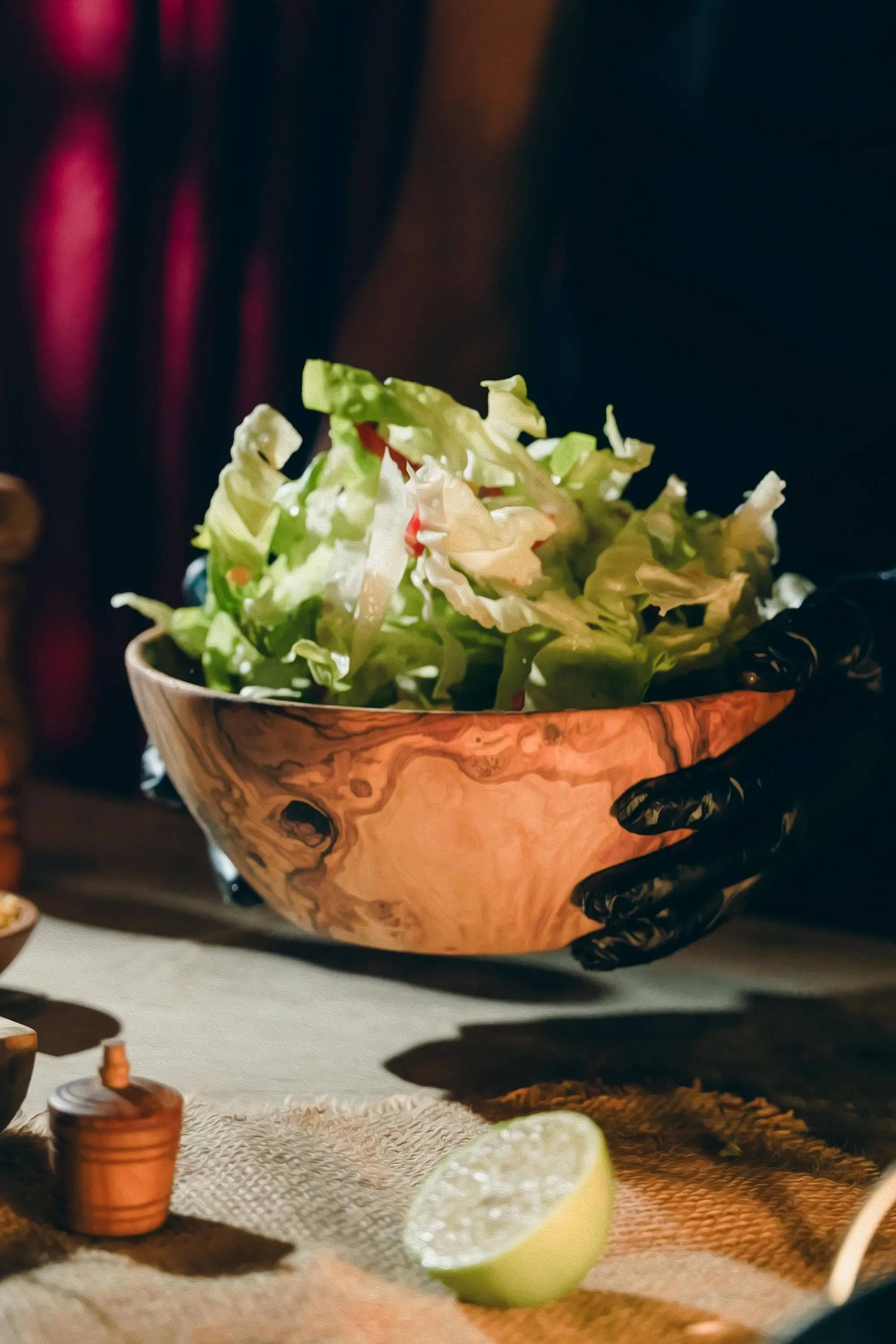 Beacrafty - Wholesale Serve Bowl - Eco-Friendly Sustainable Olive Wood Salad Bowl