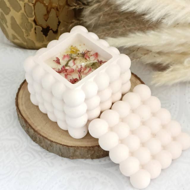 Bougie Bubble Cube et autres tendances Résultats pour papier atelier en vente B2B. Retours gratuits et paiement à 60 jours sur Faire sur Faire.