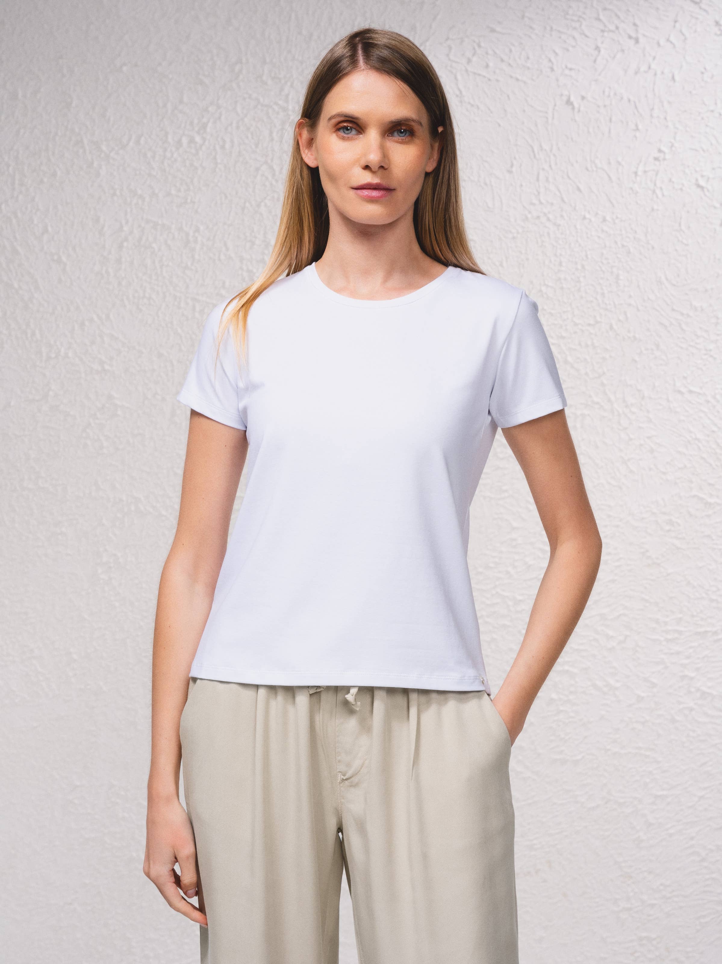 SMF - Wholesale T-shirt (Zonder tekening) - Dames - 254530 - Basic T-shirt met korte mouwen1