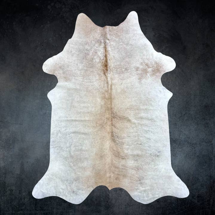 Extra Large Light Tan Cowhide Size 6.3 x 7.9 ft ---5183 for wholesale by Rodeo
