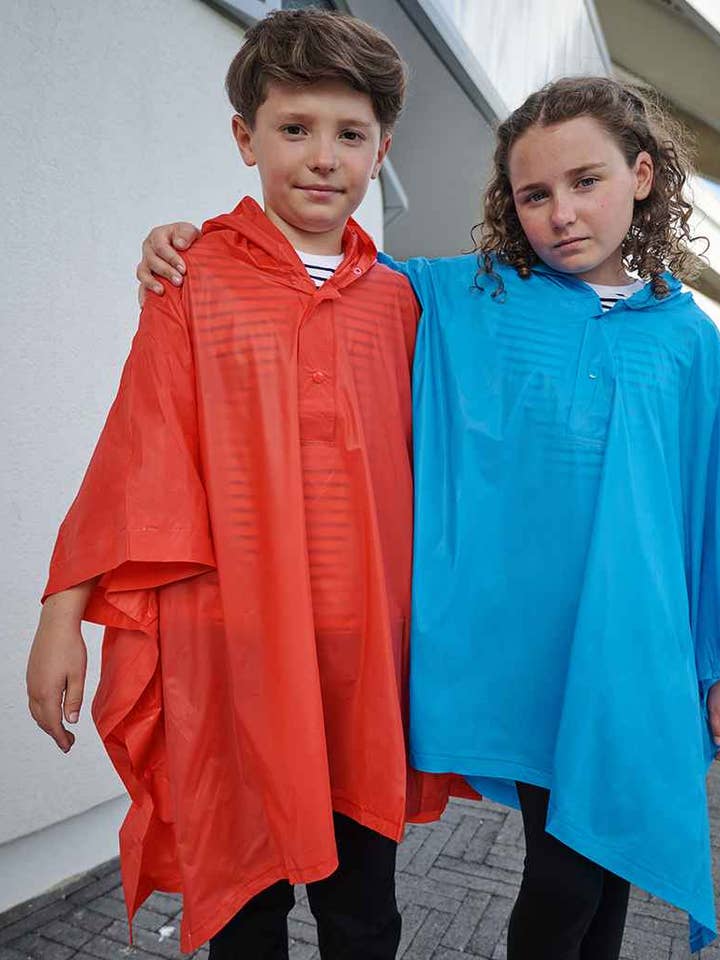Splashmacs - Kids Rain Poncho for wholesale by Pierre Francis