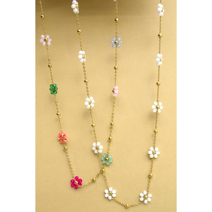 JOSSLYN by wall to wall - Wholesale Pendant/Charm Necklace - SUMMER MULTI BEADED FLOWER CHARM NECKLACE | 40NK308