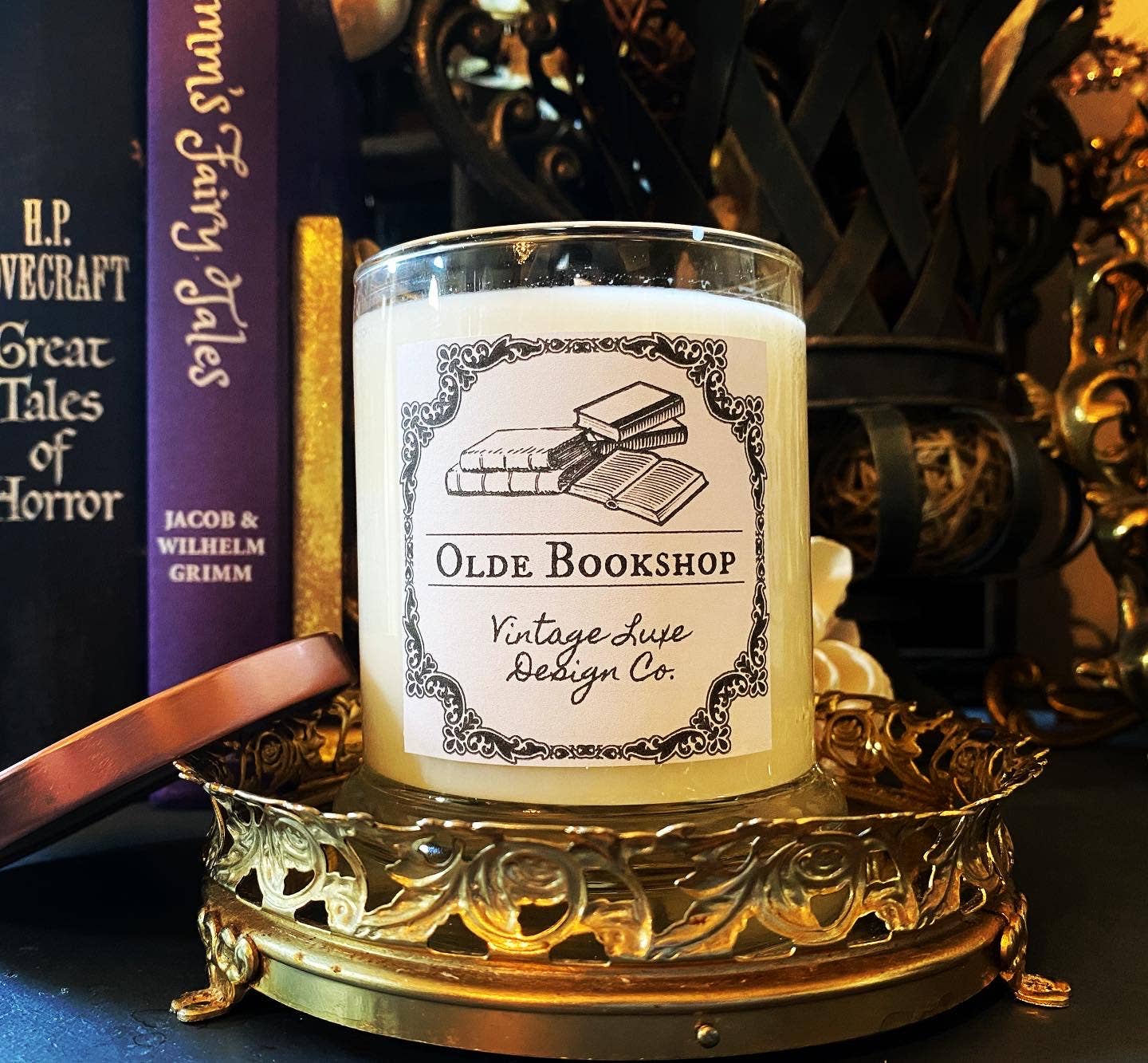 Vintage Luxe Design Co. - Wholesale Jar/Filled Candle - Olde Bookshop 9 Oz Soy Wax Candle Literature Book Lover Gift