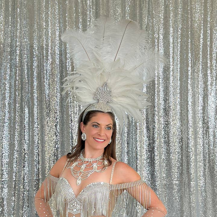 Hvid showgirl fjerhovedbeklædning for engroshandel hos Zucker Feather Products