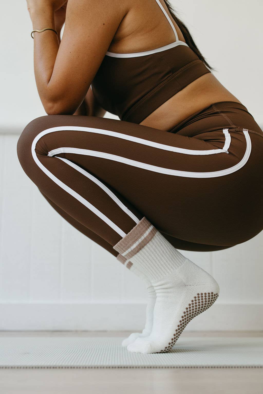 Lotties - Wholesale Socks - Women's - Retro Stripe Crew Grip Socks10