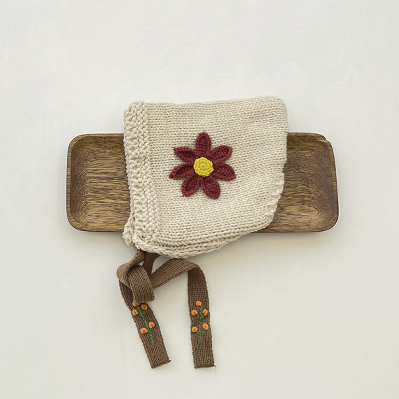 Annie & Charles - Wholesale Newborn/Knit Hat - Baby - Annie & Charles® Flower Baby Hat0