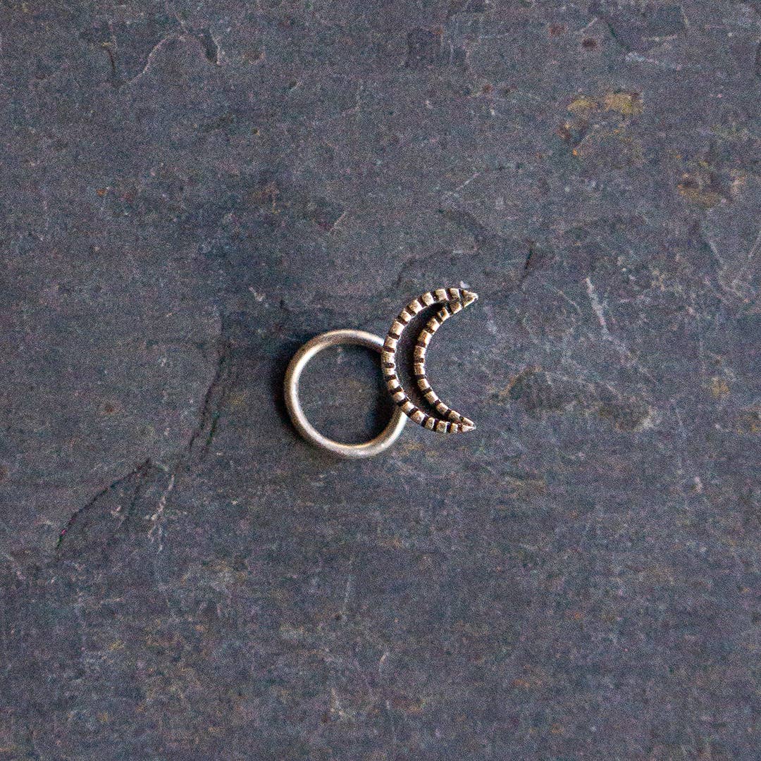 JAYA MOKSHA – wholesale Nose ring – Silver Moon Nose Stud / Sterling Silver Crescent Moon Stud3