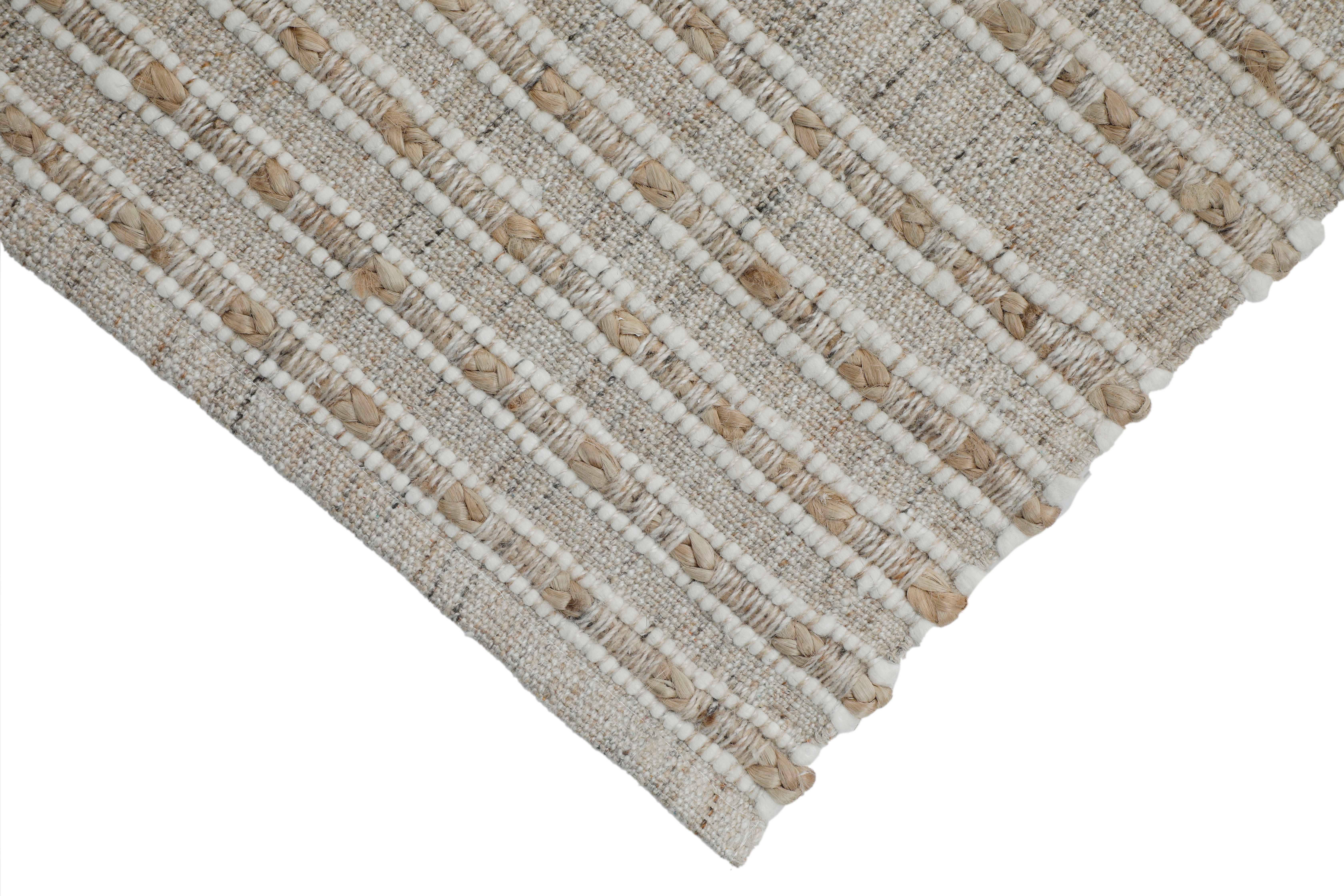 Sona Ivory Area Rug for wholesale on Faire2