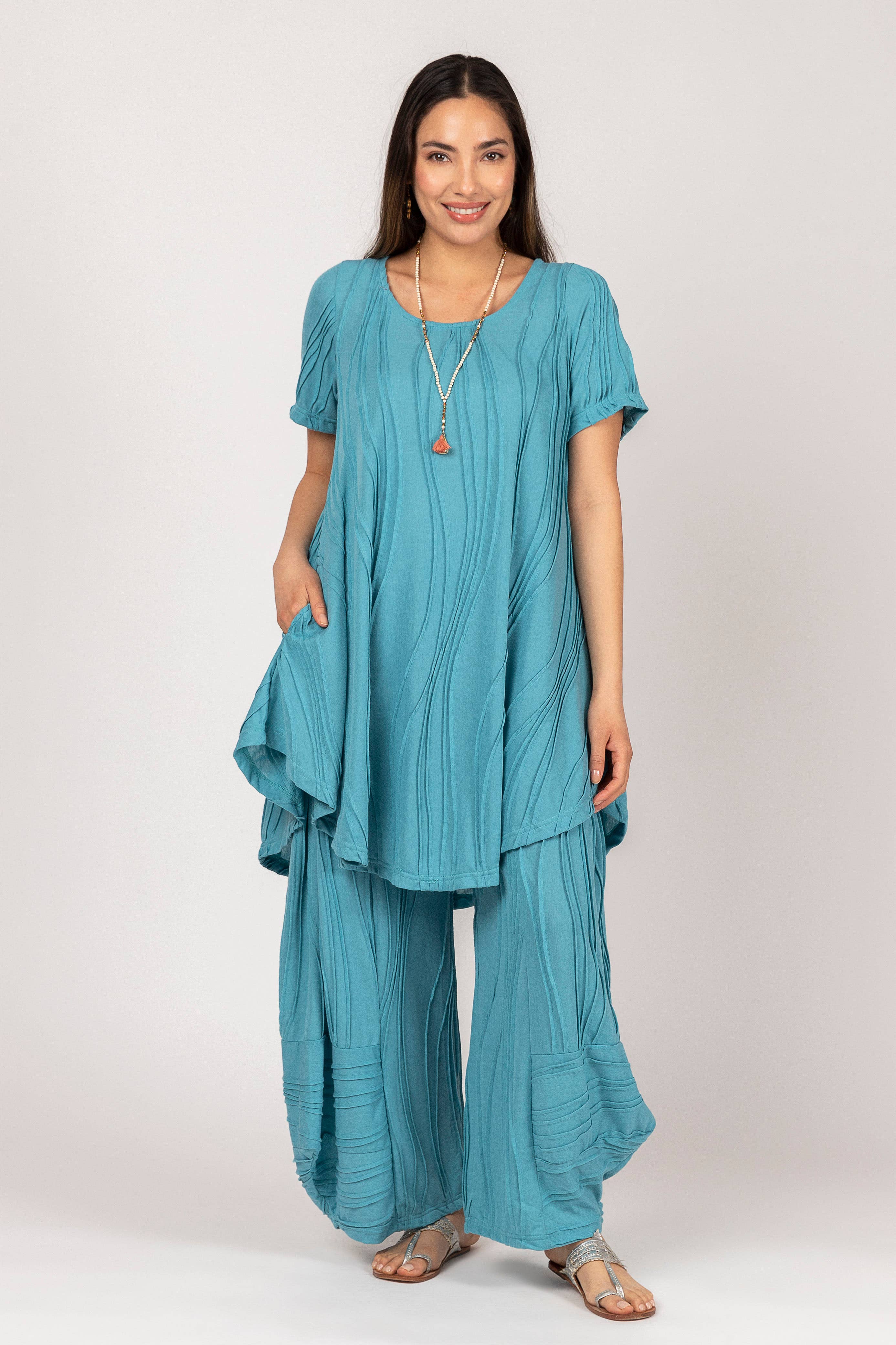 Windhorse Trading Inc - Wholesale Jurk - Dames - Stitch jurk WN19021