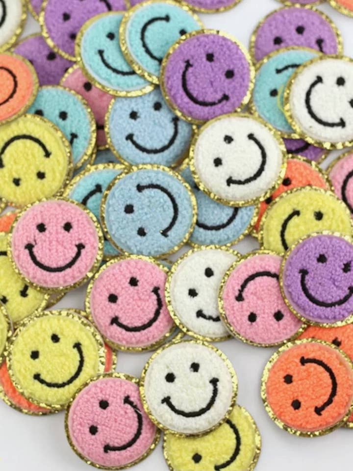 Toppe con faccina sorridente, confezione da 3 per la vendita all'ingrosso da parte di The Sandy Pearls