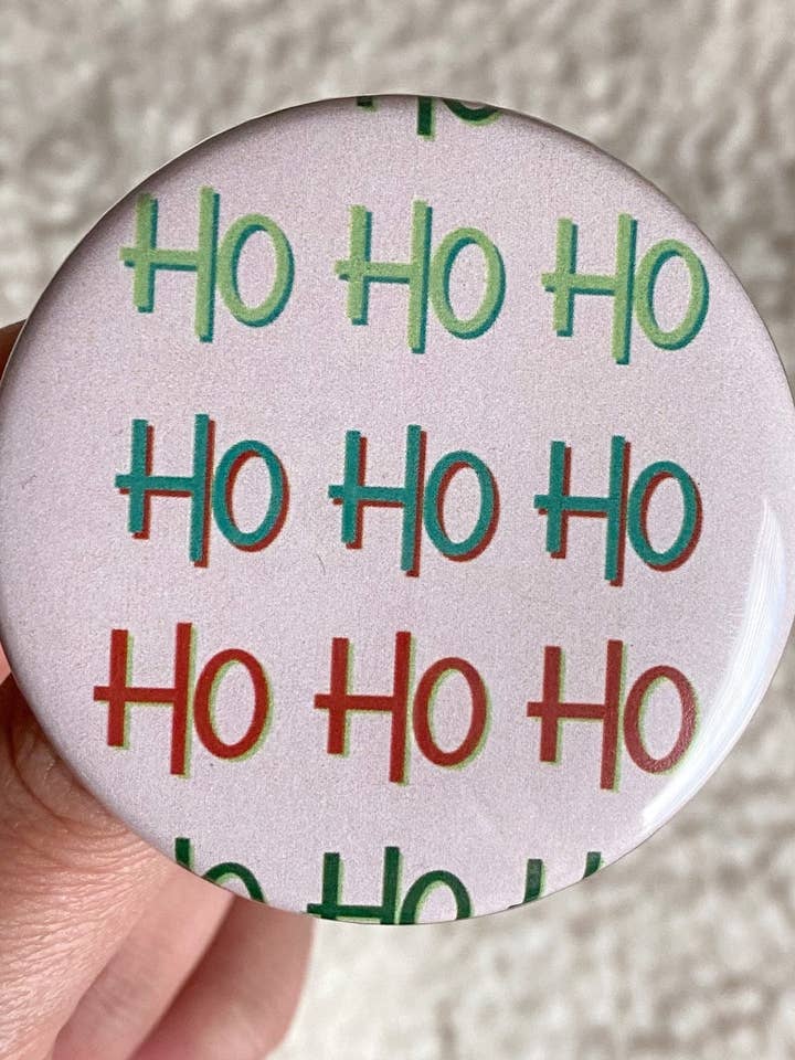 Bouton Ho Ho Pinback pour la vente par Shop Jordan Tailored