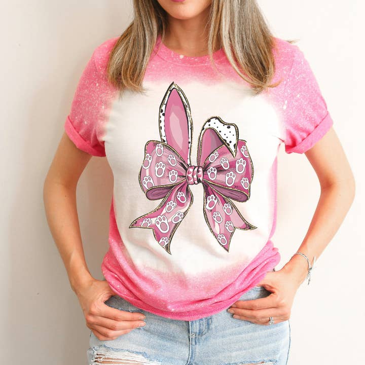 Coquette de Pâques avec nœud, tee-shirt de Pâques délavé pour la vente par Hello Gorgeous Apparel