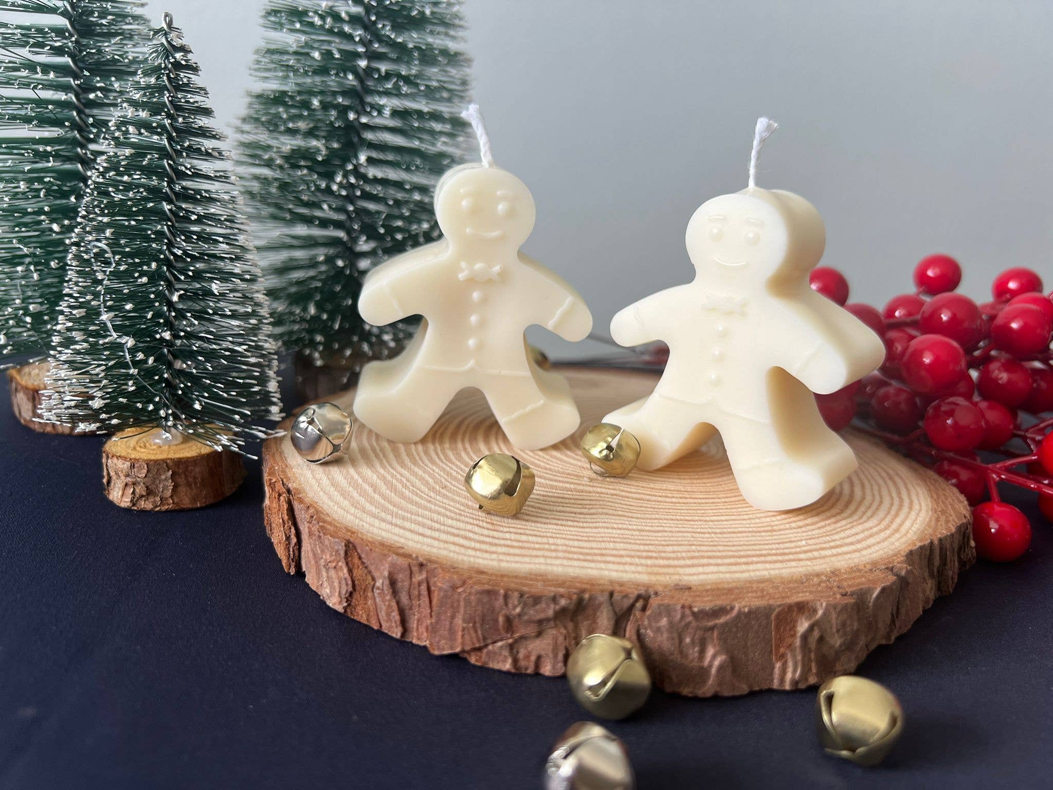 Kaze Creation Studio - Wholesale Pillar Candle - Christmas Gingerbread Man Candle - small2