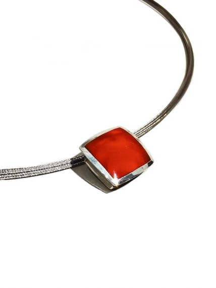 134C röd hänge för wholesale av GALERIE WENGE