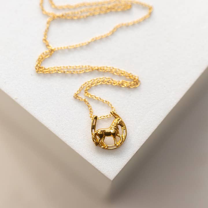 Maven - Wholesale Pendant/Charm Necklace - 'The Barn' Necklace