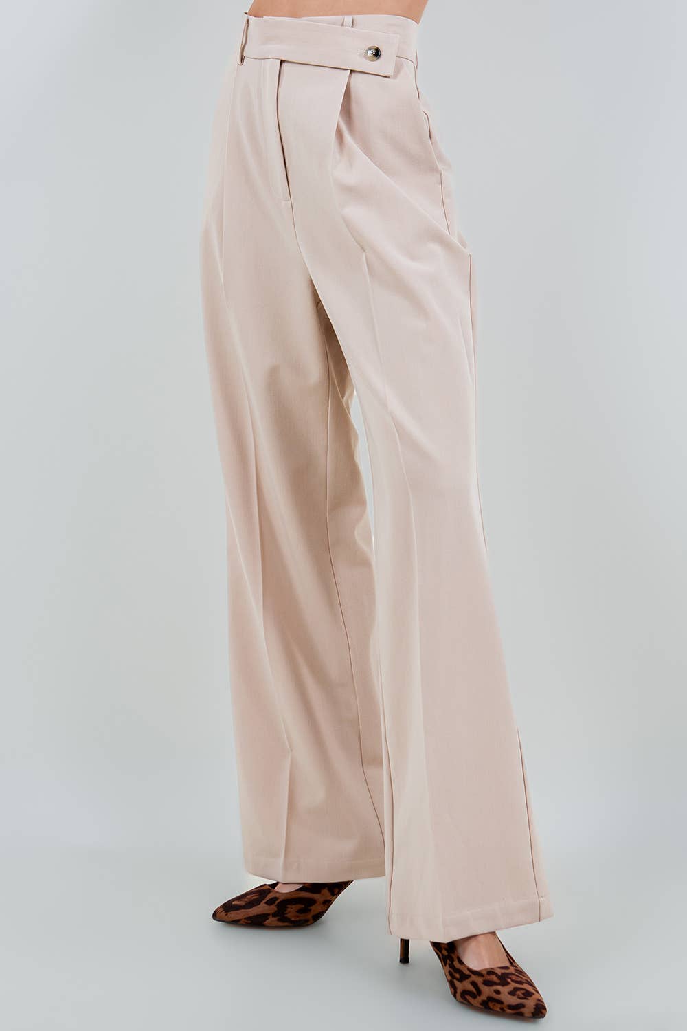 Beige PANTALON À TAILLE RABATTABLE CONTRASTÉE en vente sur Faire1