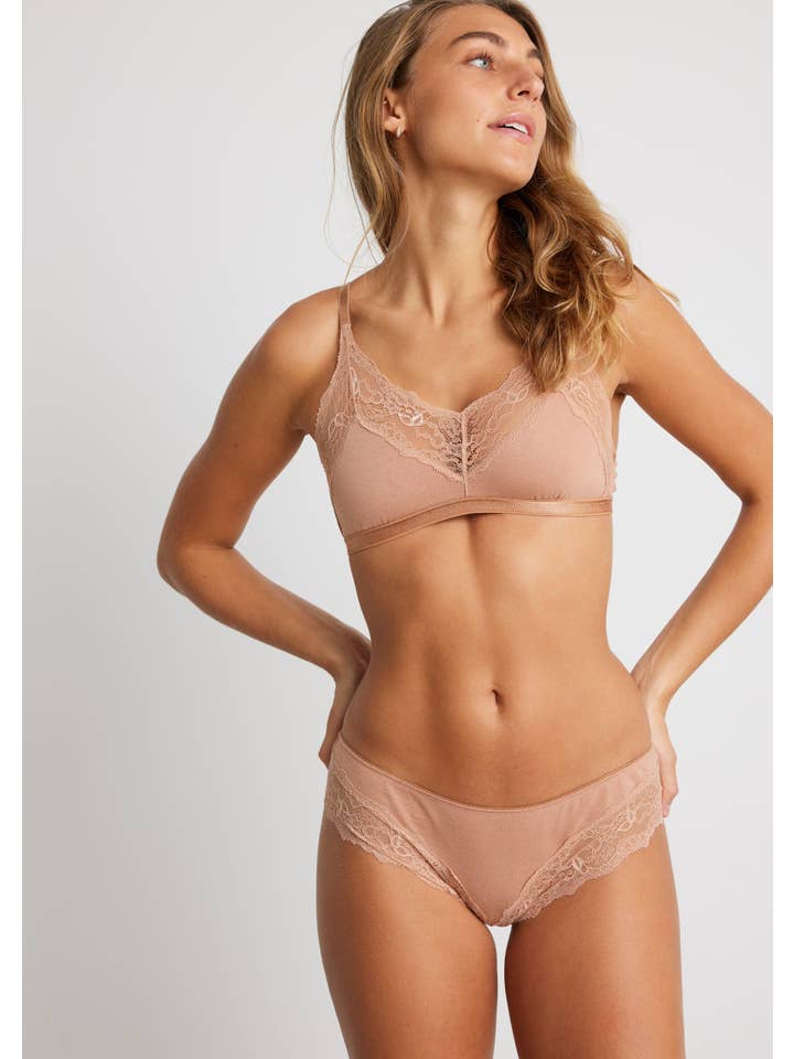 organic cotton panties Aurora Hipster- Sunset Beige for wholesale on Faire3