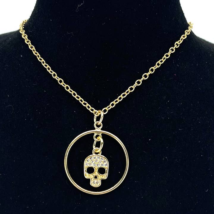 Anillo dorado con forma de calavera de O Day Collar, discreto collar de día BDSM para venta al por mayor de Restrained Grace