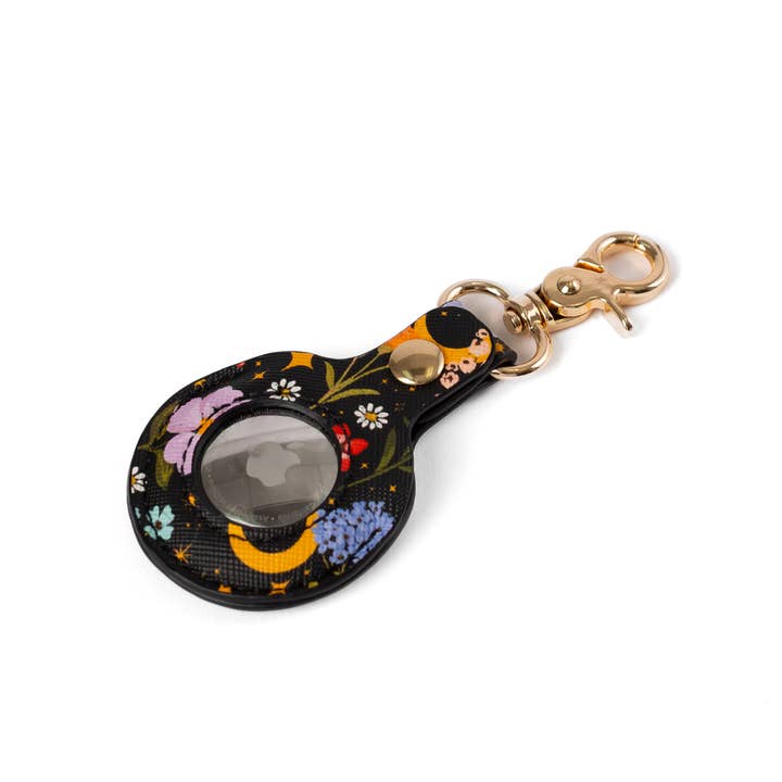 Elyse Breanne Design – wholesale Passport case – women's – AirTag Keychain10