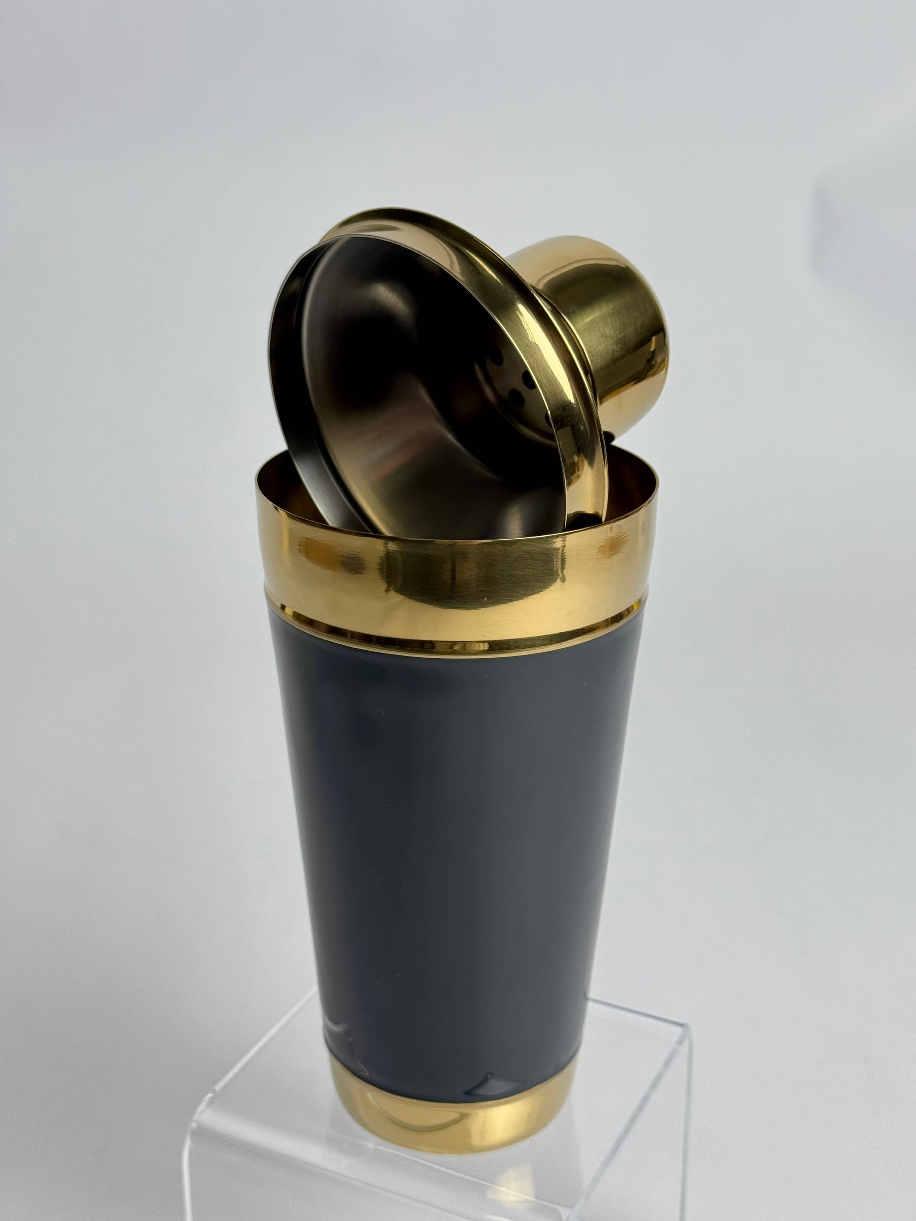 India Handicrafts Inc - Wholesale Cocktail Shaker - Hand-Painted Cocktail Shaker1