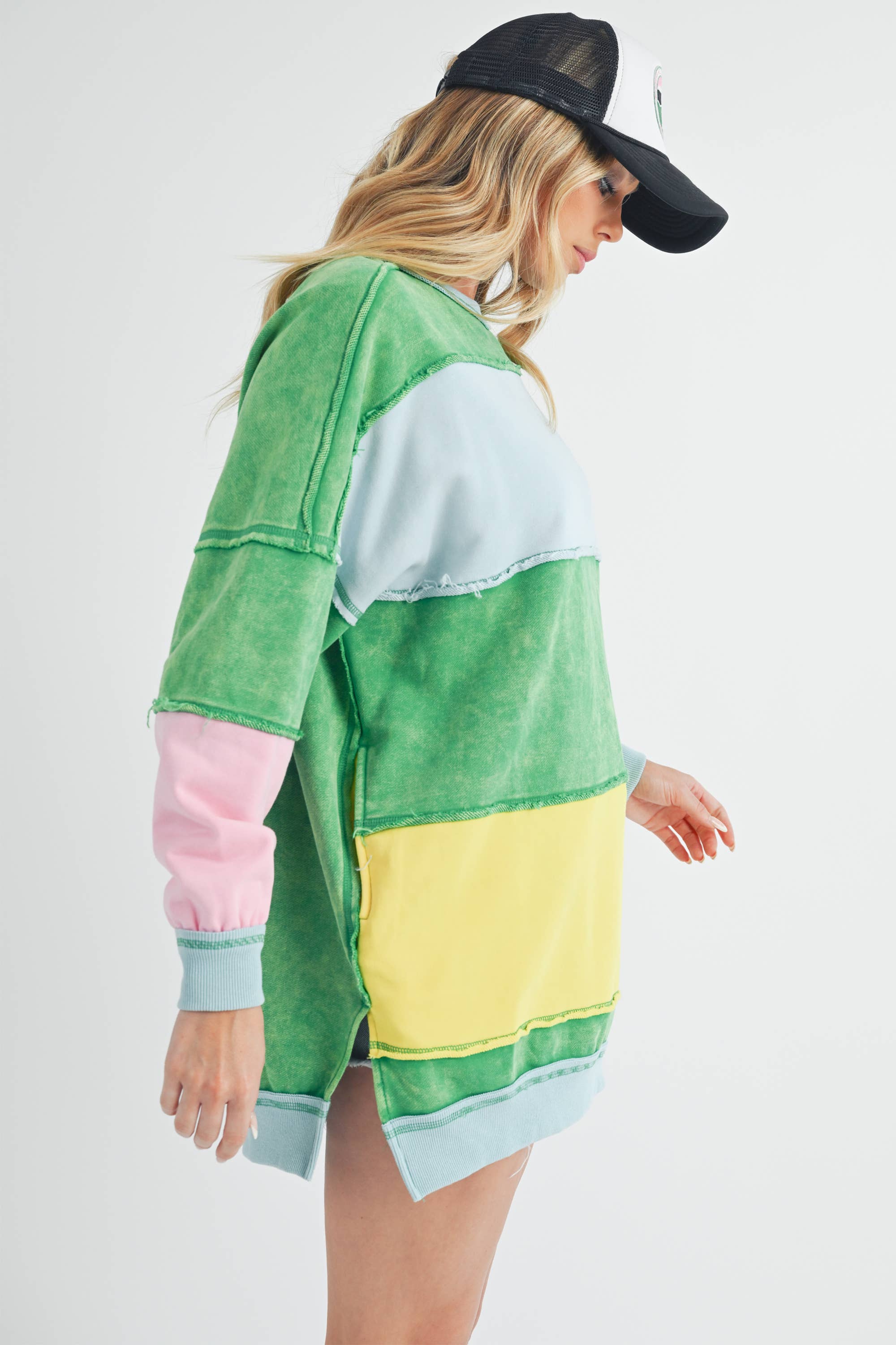 AEMI + CO - Wholesale Knit Sweater - Women's - 8332EK Rugby Color Block Stripe Sweatershirt2