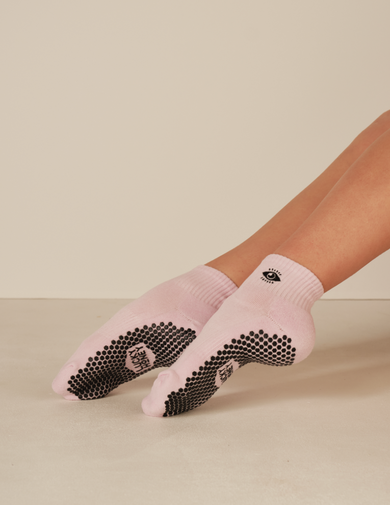 LUCKY HONEY - Wholesale Socks - Women's - The Harlow Grip Sock15