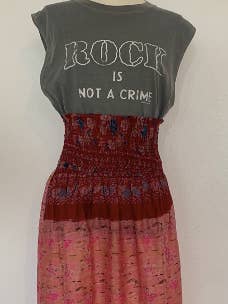 Sottoveste midi JAYA numero 11 in pizzo per la vendita all'ingrosso da parte di LETE INDIEN BY AC