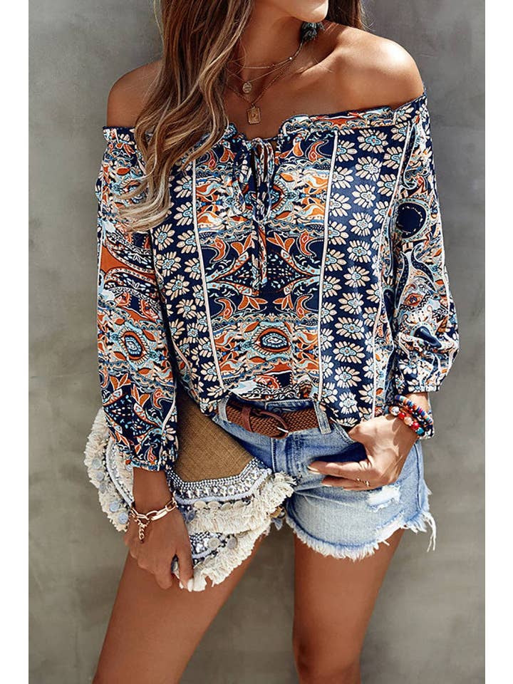 Elings - Wholesale Blouse - Women's - Feminine Graphic Off Shoulder Top3