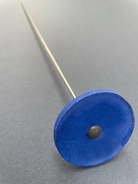 CARNEOL GLASS – Estaca de jardim/relva por atacado – Pequena flor redonda de vidro para uso interno em azul escuro4