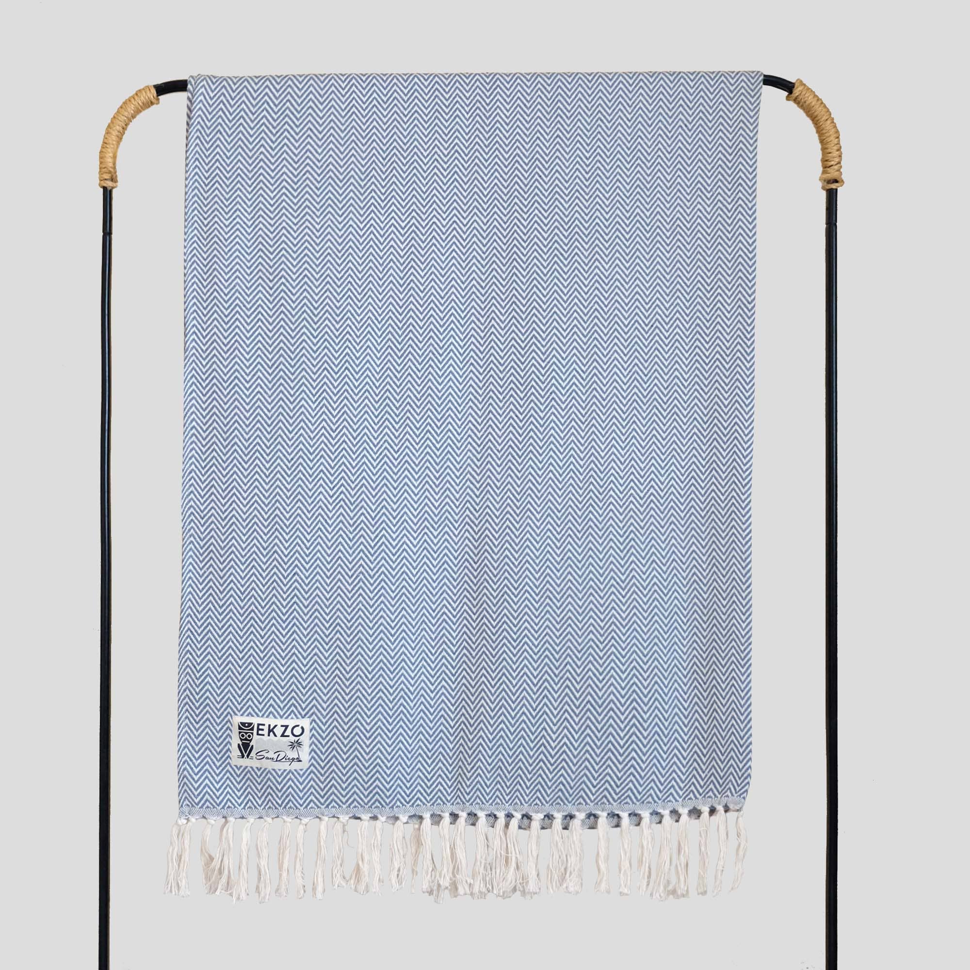 EKZO - Wholesale Throw Blanket - Indoor / Outdoor Blanket - Arctic1