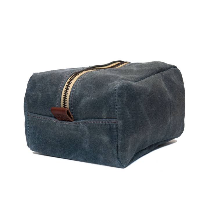 Fontenelle Supply Co - Wholesale Toiletry Bag - Unisex - Waxed Canvas Dopp Bag7