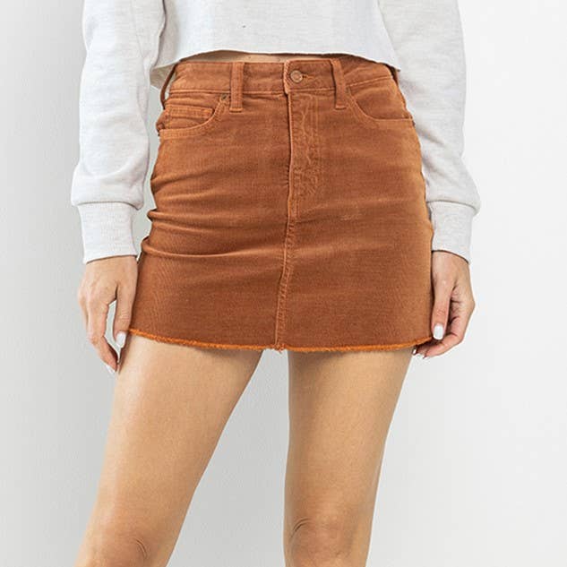 MINI-JUPE EN VELOURS CÔTELÉ À OURLET EFFILOCHÉ, SI515BB-SP7 pour la vente par Someday