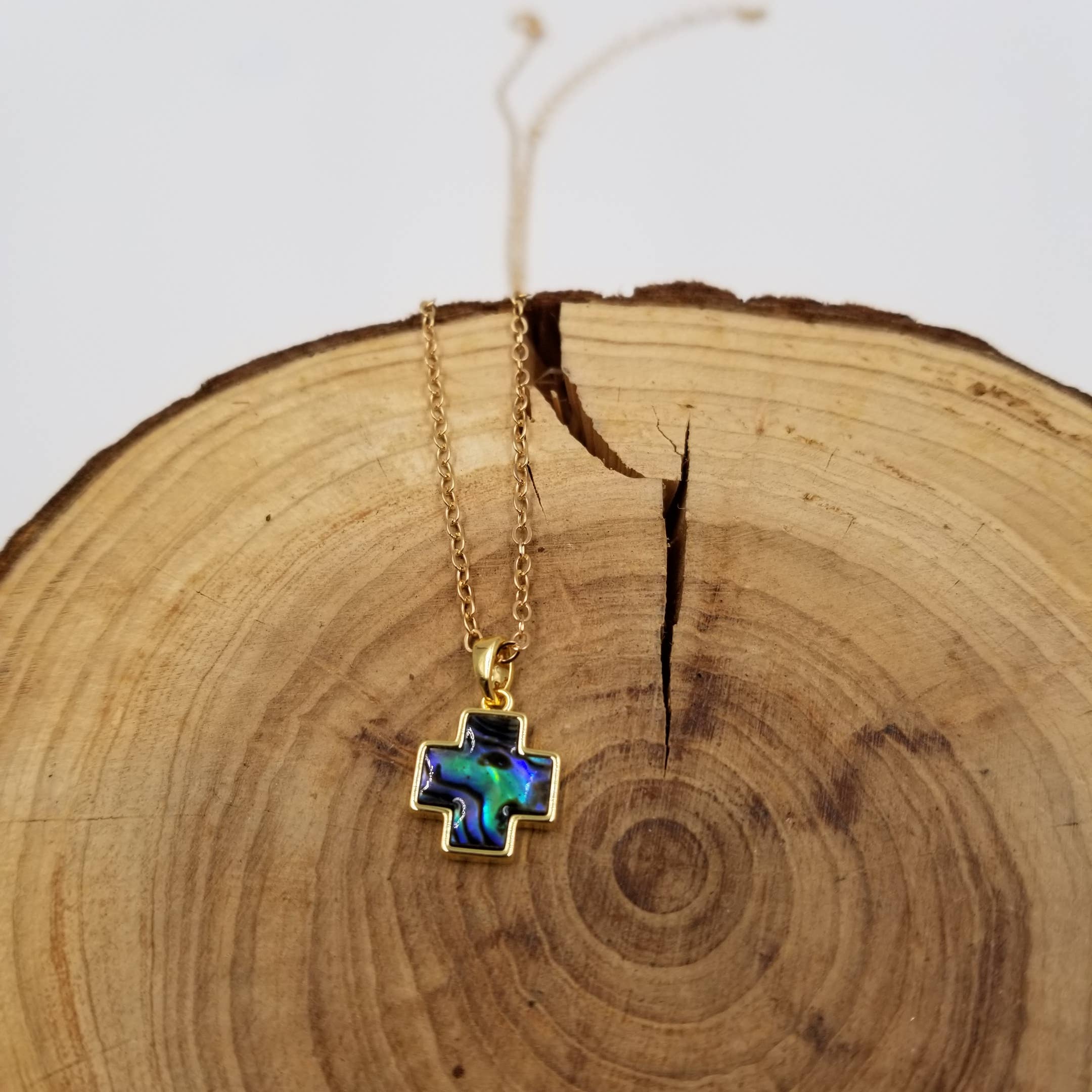 CHAKRA JEWELRY - Wholesale Pendant/Charm Necklace - Natural Abalone Shell Stars & Crosse Pendant Necklace1