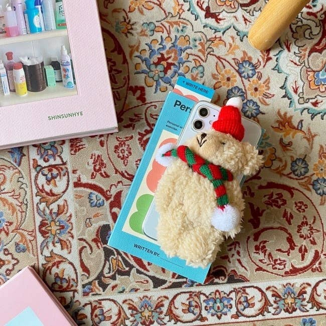 MOND HAUS - Wholesale Phone Grip - Buttons Phone Holder | Big Santa Teddybear Charm Griptok2