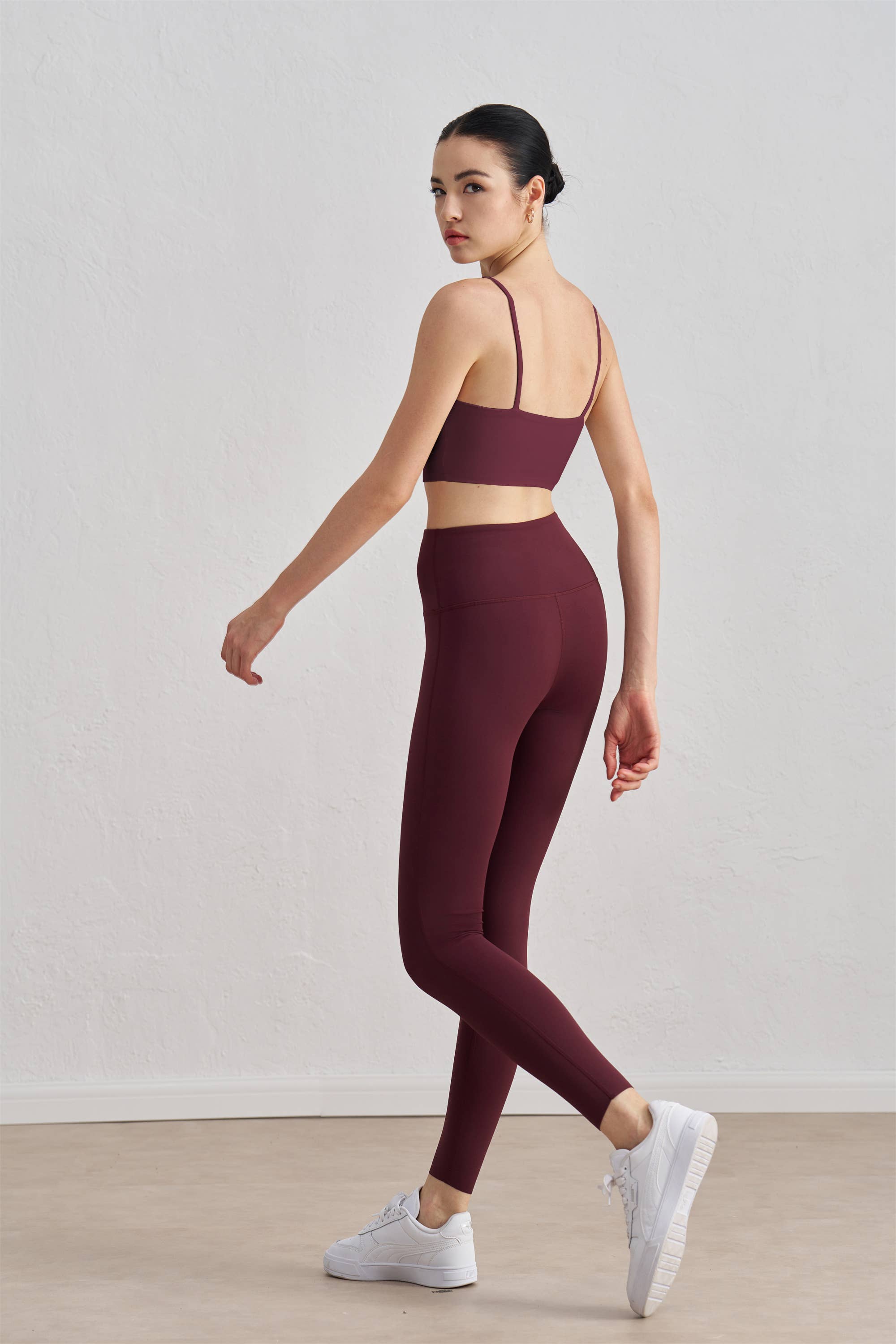 91thelabel - Vente Ensemble de sport – femme - Ensemble de sport haute performance 2 pièces Esther en Lycra®1