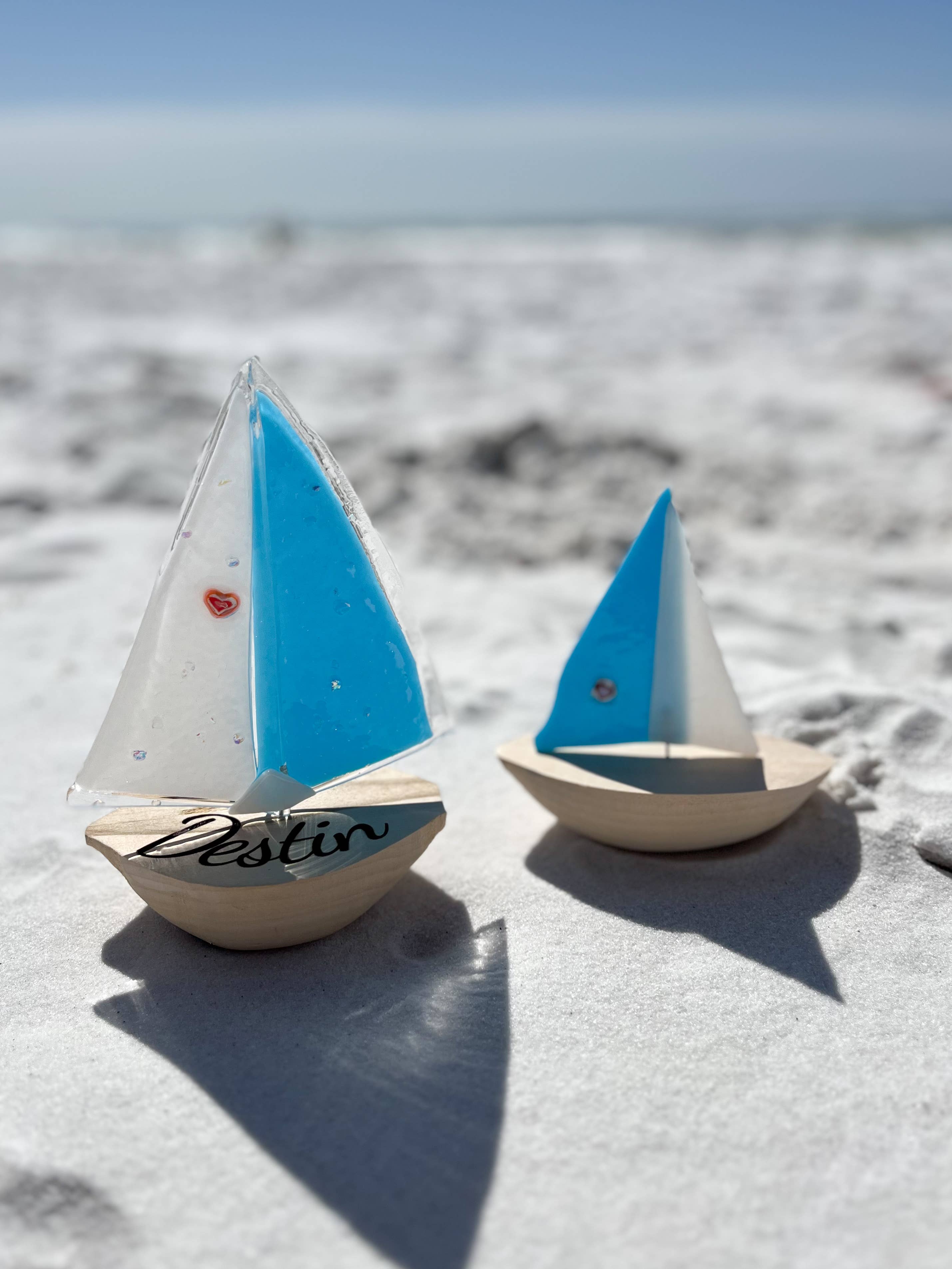 Alexa K - Wholesale Decorative Tabletop Object - Customizable Boat Fused Glass Artwork Gift Souvenir4