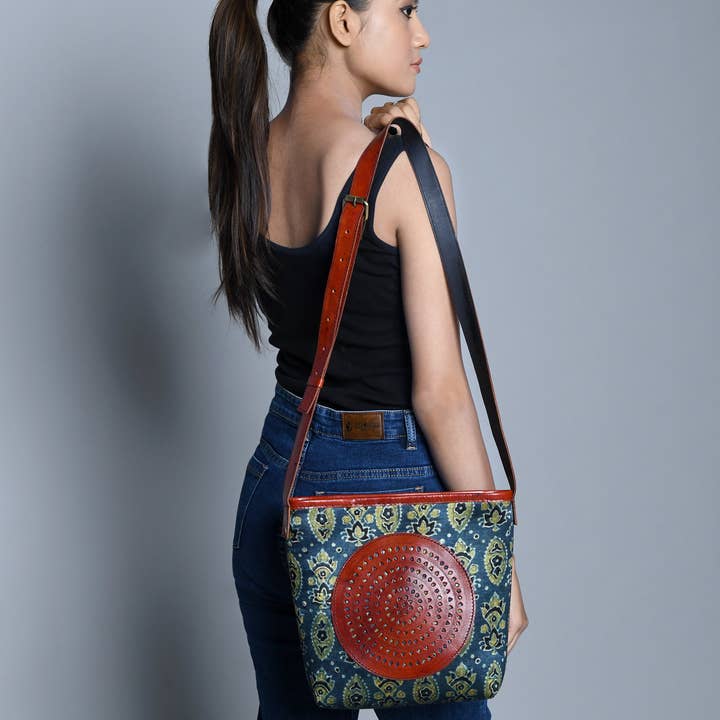 Classy Leather Bags – wholesale Tote bag – Women's – Heritage Ajrakh Leather Tote Bag6