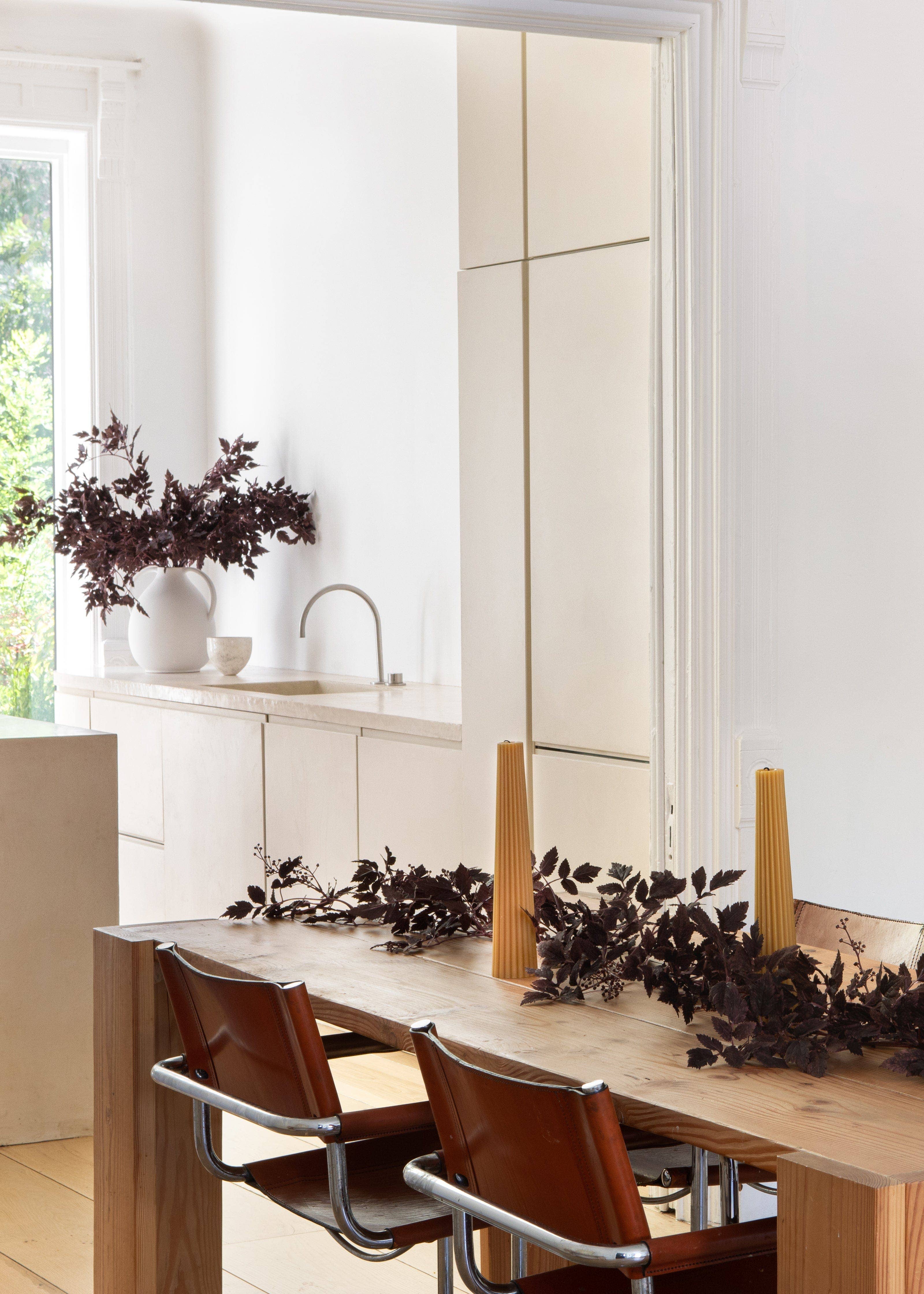 Afloral - Wholesale Bunting/Garland - Plum Cimicifuga Seeded Garland - 6'5