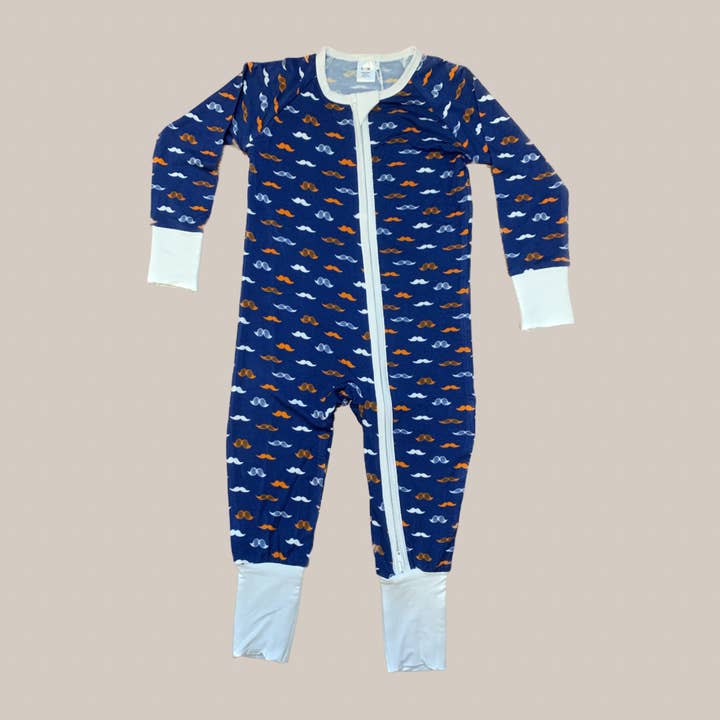 Combinaison zippée en bambou biologique West Creek - Moustache bleu marine pour la vente par West Creek Boutique