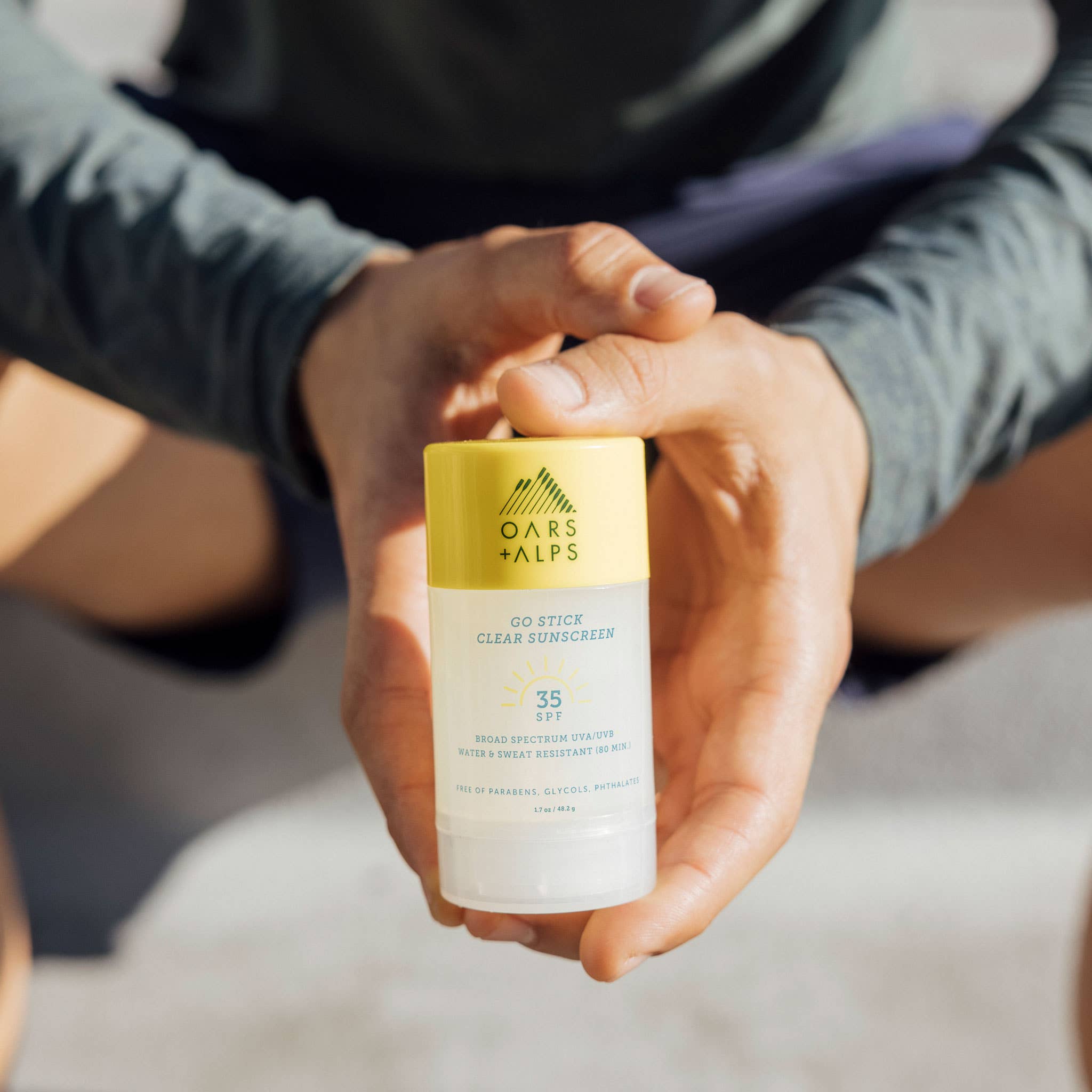 Oars + Alps - Wholesale Sunscreen - Men's - Go Stick Clear SPF 35 Face Men's Sunscreen Stick, Vitamin E4