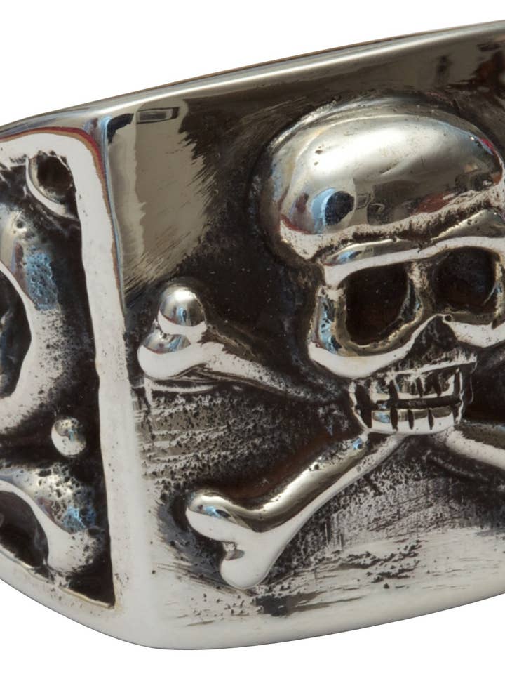 R Old Bones for wholesale by Femme Metale