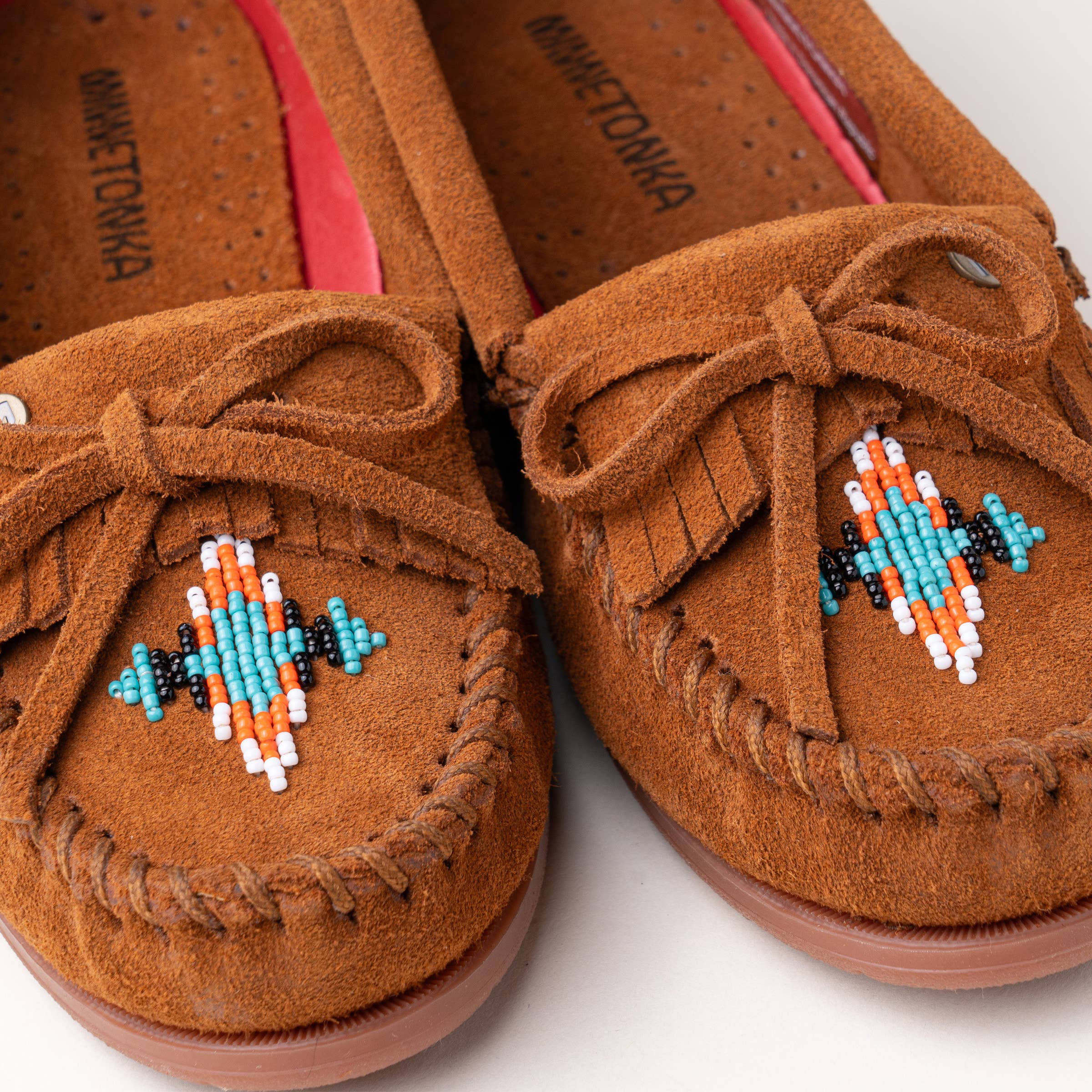 Minnetonka - Wholesale Loafers - Women's - Women's Nizhoni Suede Beaded Moccasins7